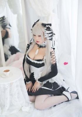 年轻妈妈的